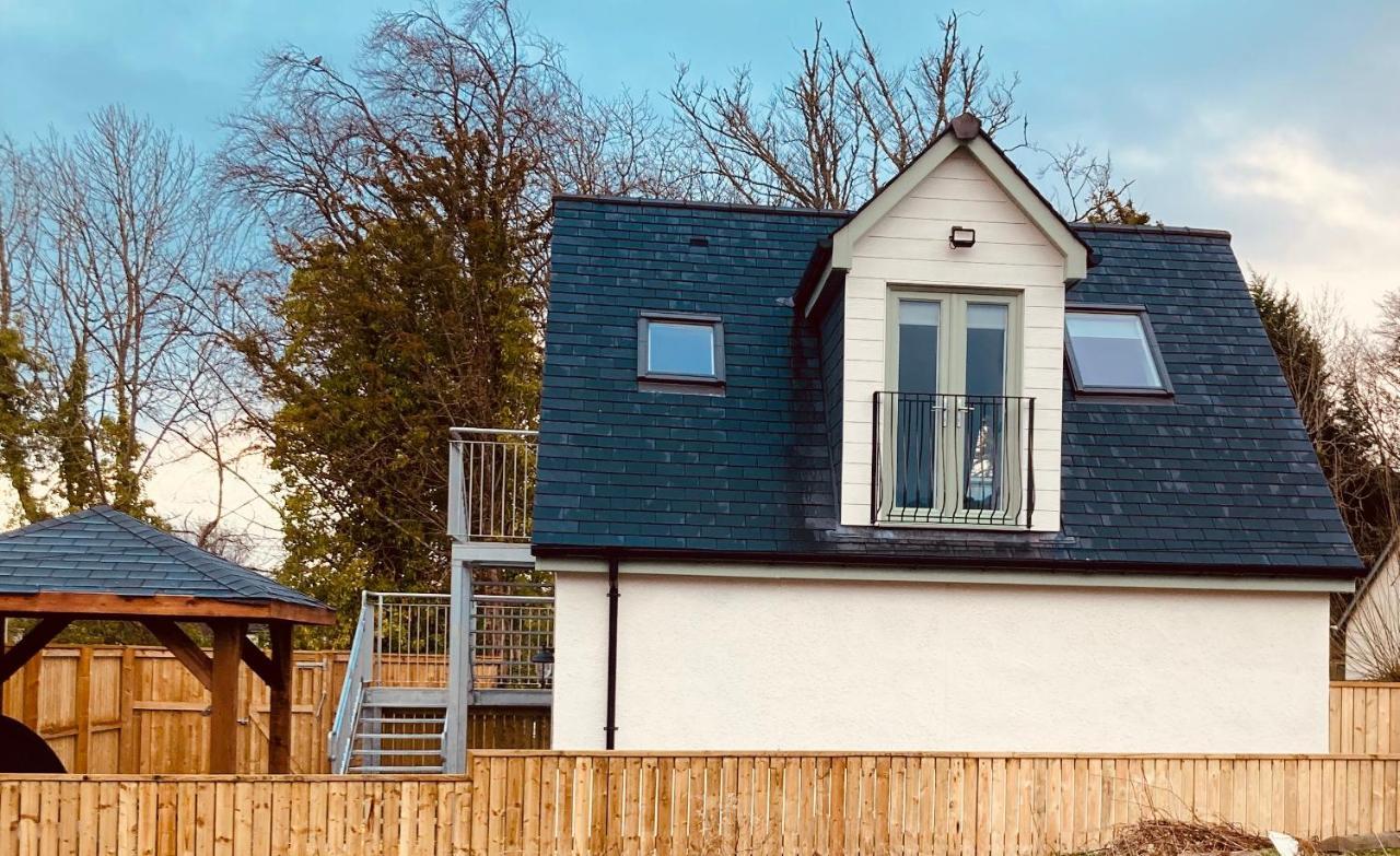 'Wardlaw View' Luxury Studio Apartment With Stunning View Kirkhill Kültér fotó