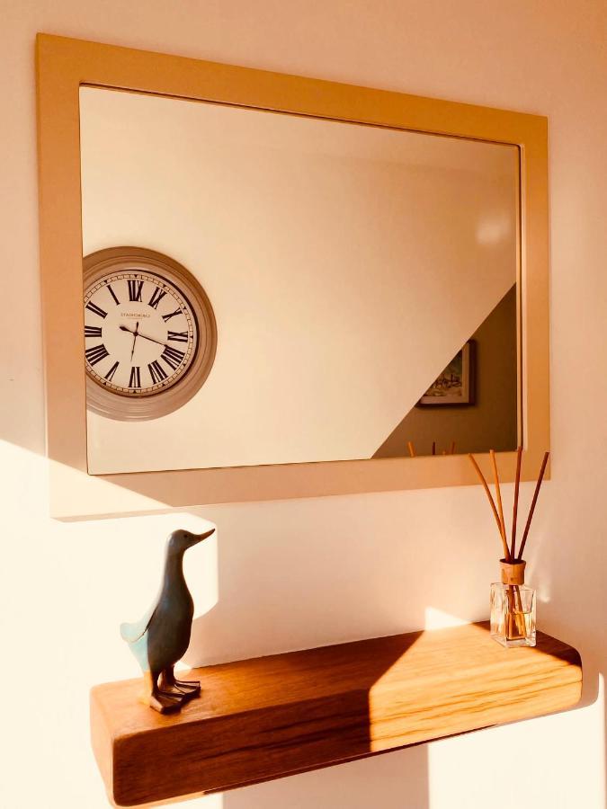 'Wardlaw View' Luxury Studio Apartment With Stunning View Kirkhill Kültér fotó