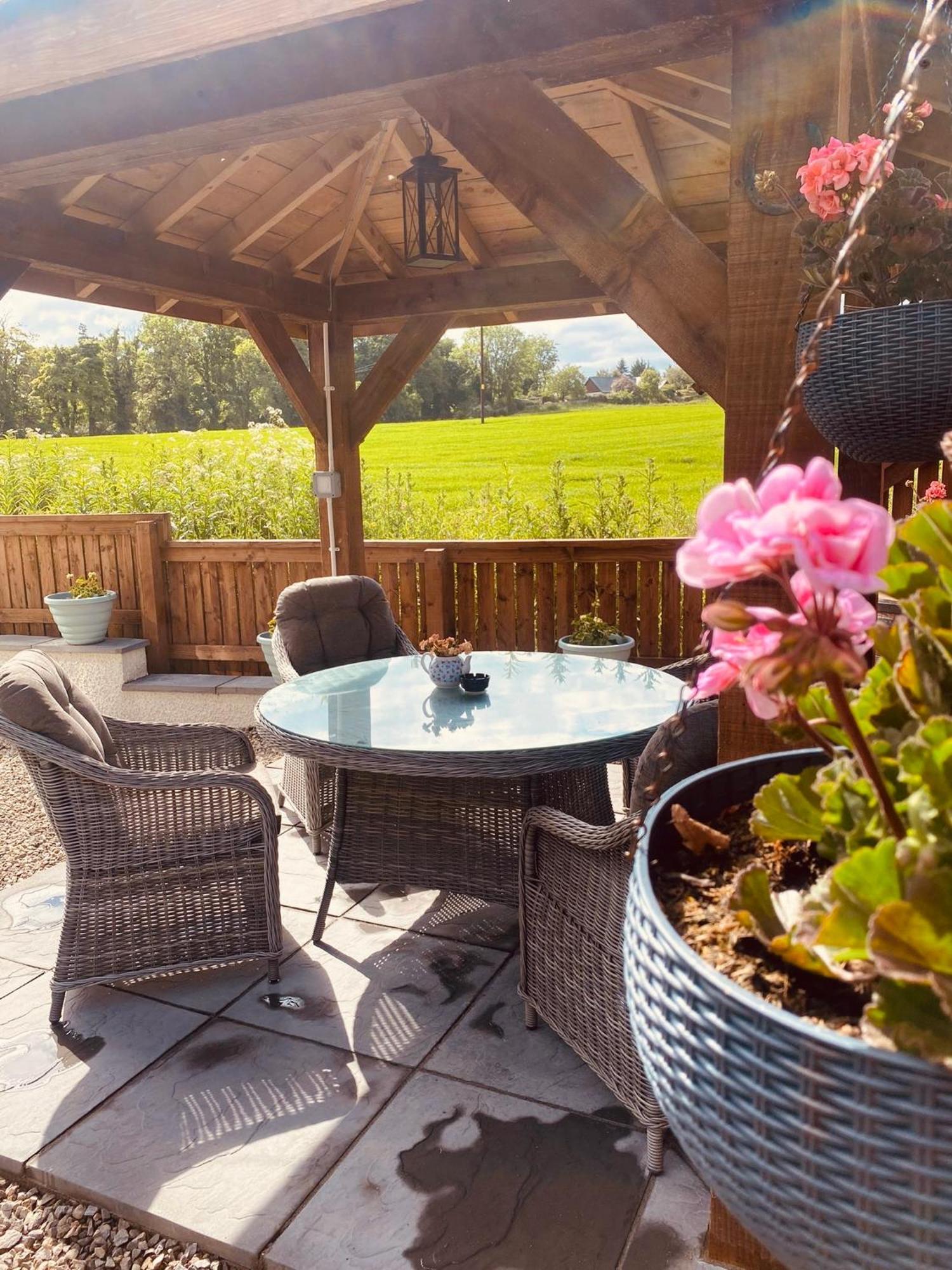 'Wardlaw View' Luxury Studio Apartment With Stunning View Kirkhill Kültér fotó